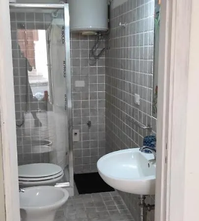Torre Bianca 21 أوستوني